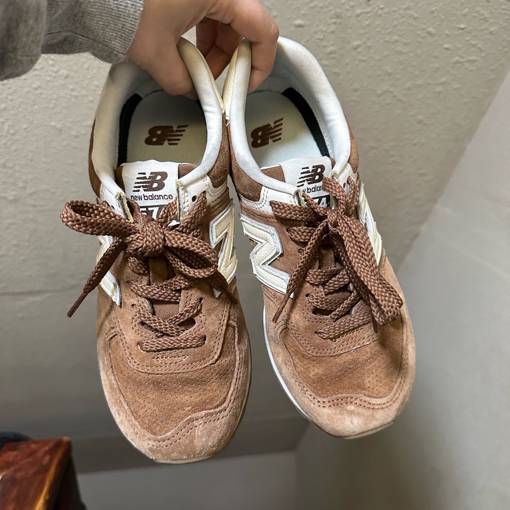 new balances 574